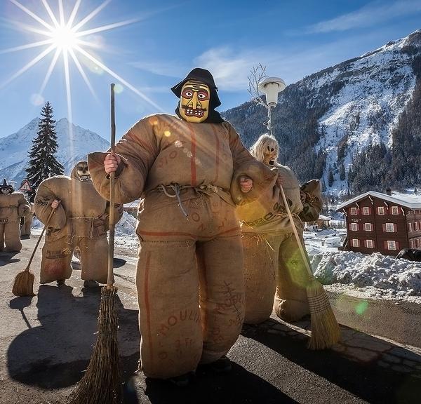 Empaillés du Carnaval d'Evolène, Valais.